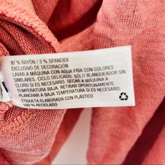 Knox Rose size L lace shoulder detail - Picture 12 of 12